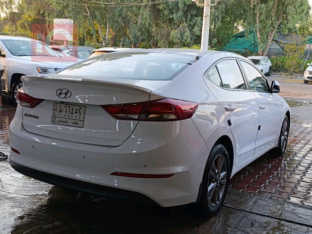 هیوندای ئەلەنترا